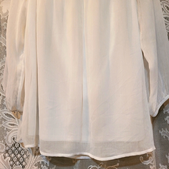 AB Studio Womens SizeXL Off The Shoulder WhiteChiffon Floral Embroidered Blouse - Picture 7 of 7